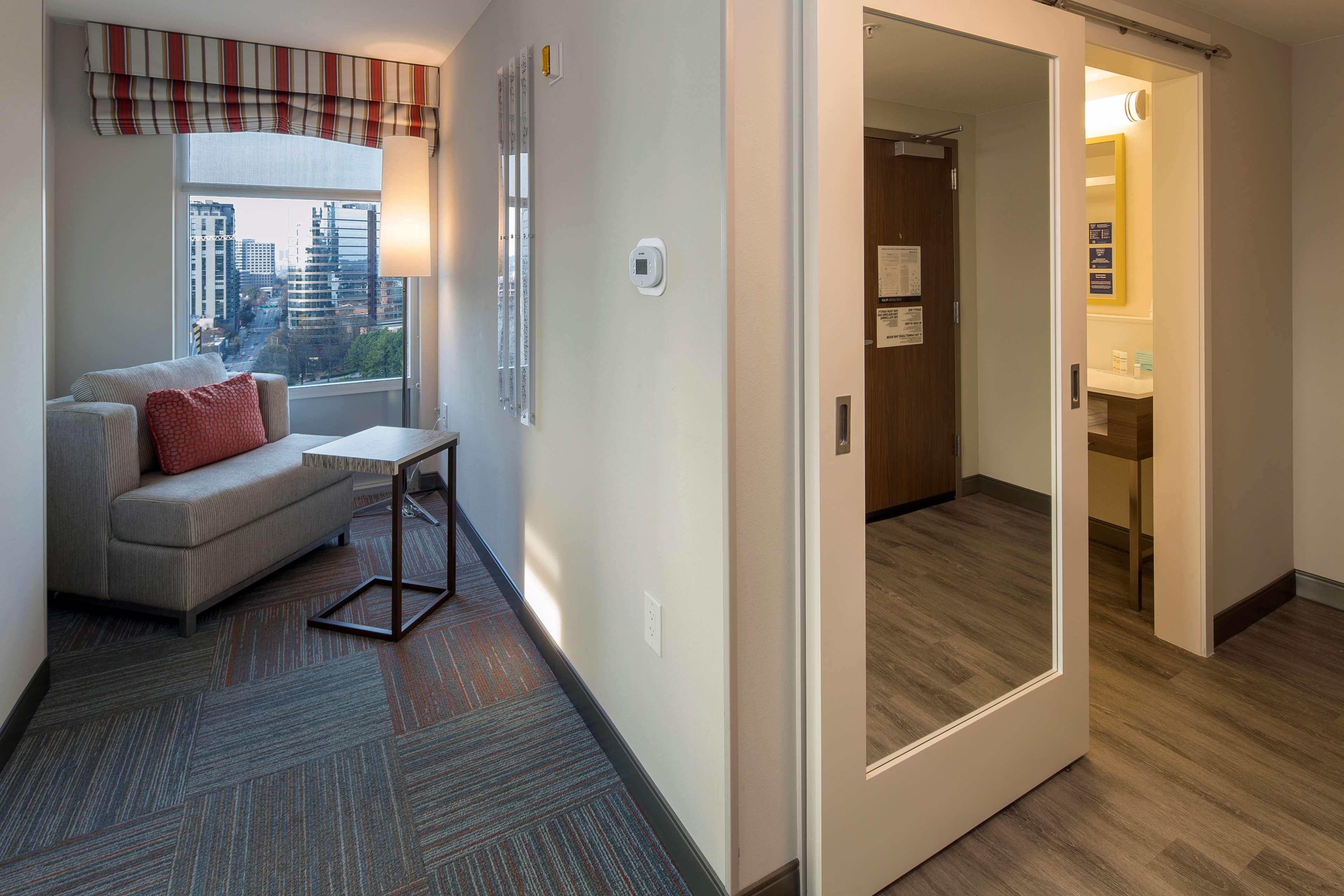 Hampton Inn & Suites Atlanta-Midtown, Ga Екстер'єр фото