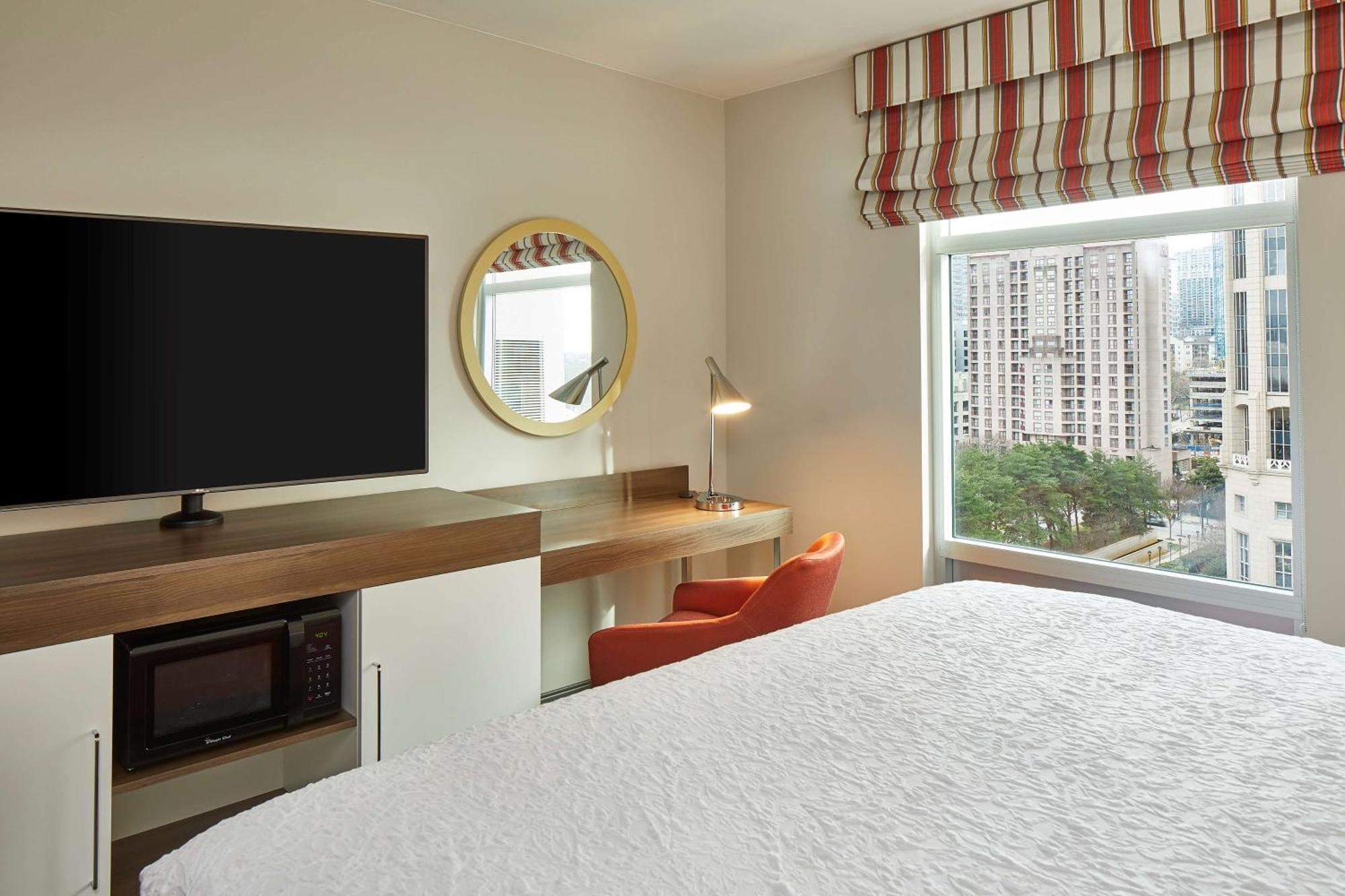 Hampton Inn & Suites Atlanta-Midtown, Ga Екстер'єр фото