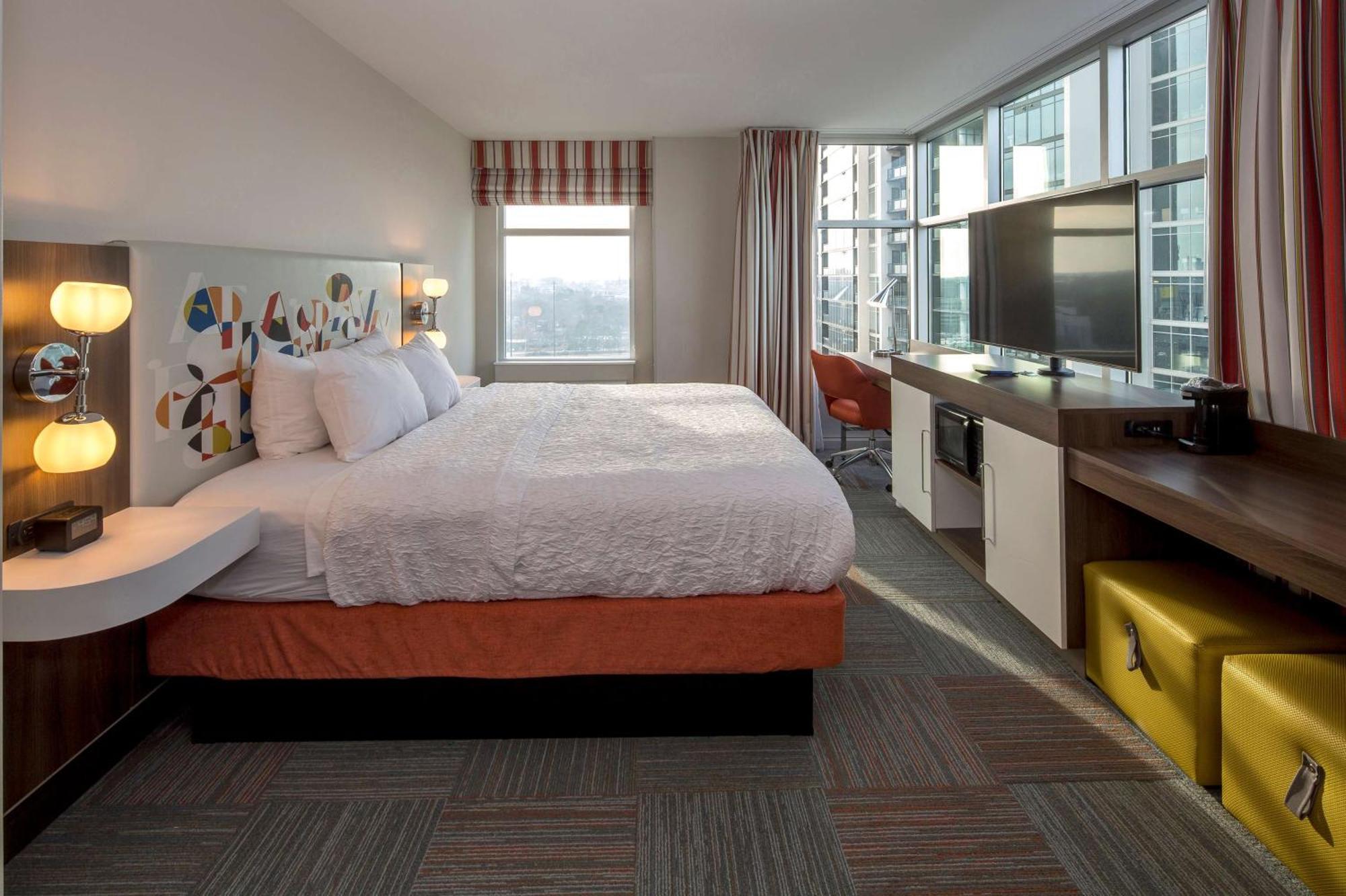 Hampton Inn & Suites Atlanta-Midtown, Ga Екстер'єр фото
