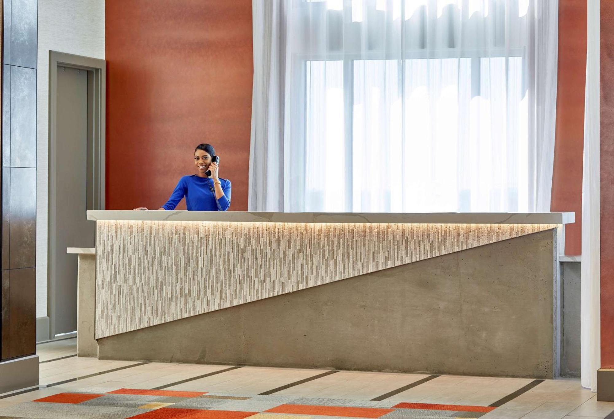Hampton Inn & Suites Atlanta-Midtown, Ga Екстер'єр фото